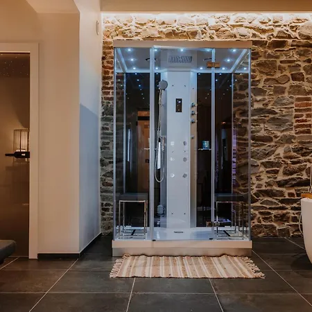 Queen's Avenue * Spa