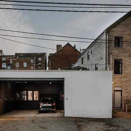 Queen's Avenue Spa